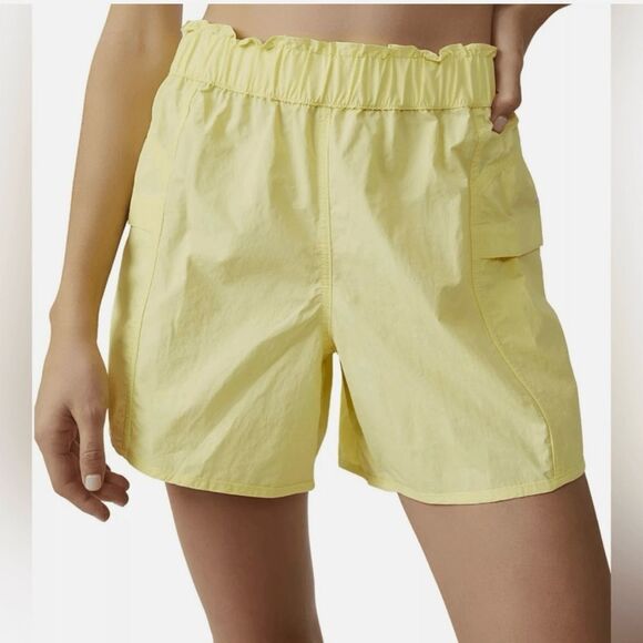 NWOT Free People High Waisted Shorts in a butter yellow shade - Picture 3 of 9